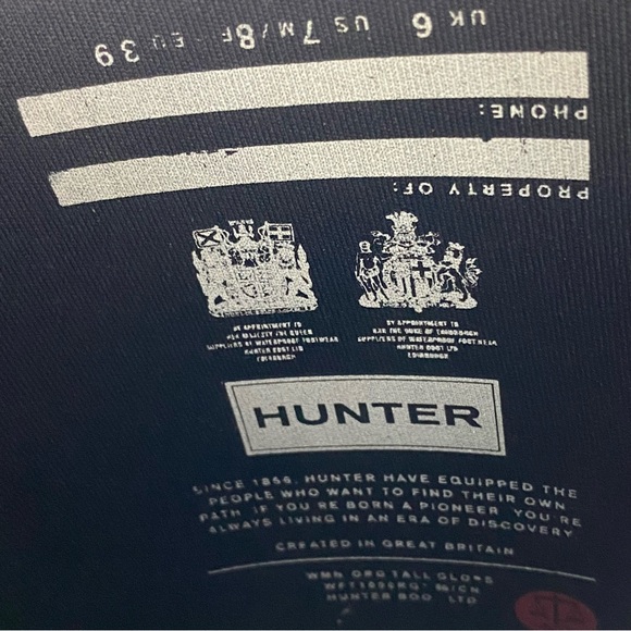 Hunter Tall Fully Waterproof Rain Boots Size 8 Female, 7 Male, Color Black gloss - Picture 6 of 9